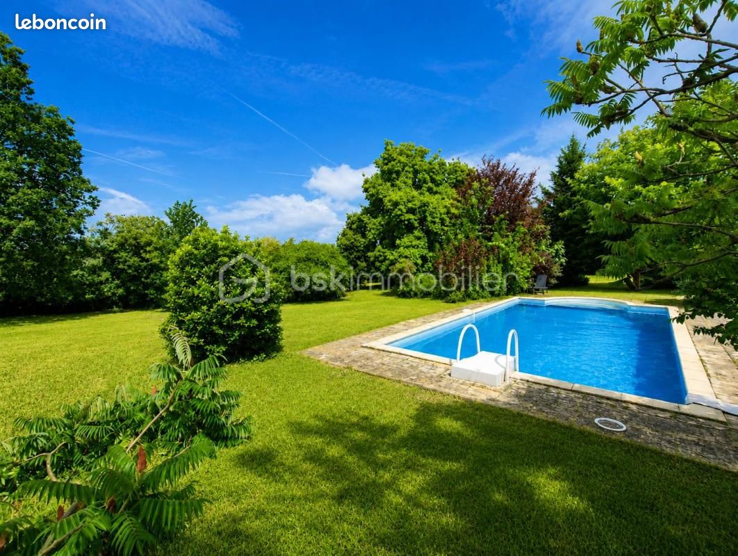 Maison 4 pièces 109 m² · à Eyraud-Crempse-Maurens · 109 m² · 249 000 €