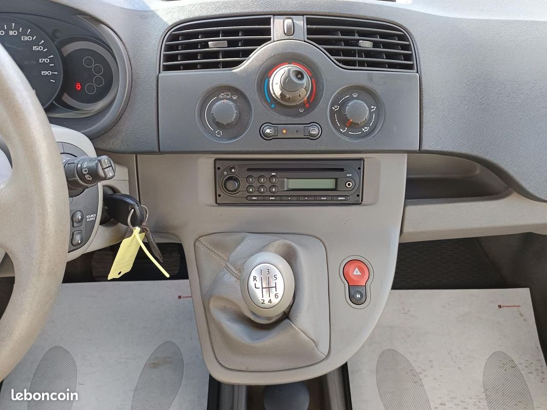 Renault KANGOO II 1.5 DCI 105CH EXPRESSION 146G (image 9)