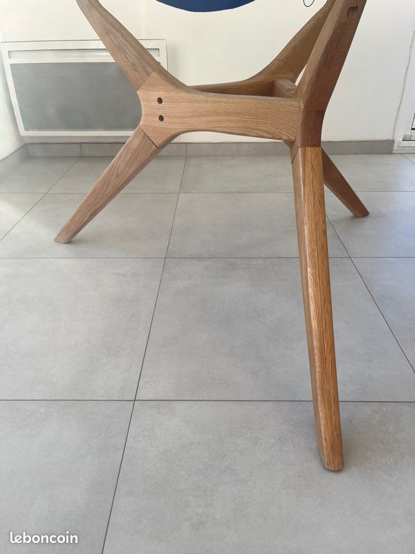 Table ronde en verre (image 2)