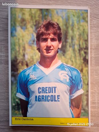 Football: Eric Cantona honoré par l'AJ Auxerre, son club formateur