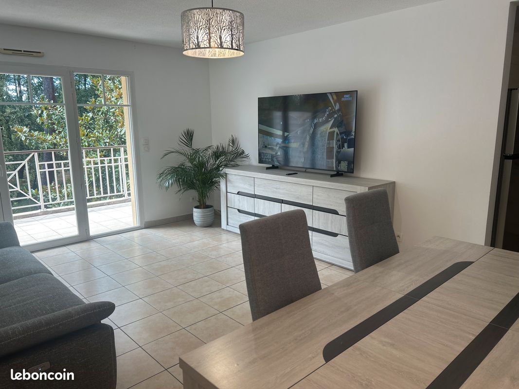Appartement 4 pièces 79 m² · à Gujan-Mestras · 79 m² · 1 250 €/mois
