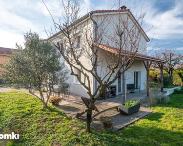 Maison 590 000 € - 171 m²