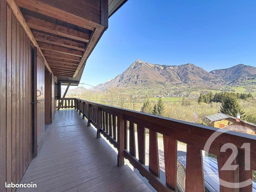Maison 7 pièces 148 m² · à Taninges · 148 m² · 399 000 €