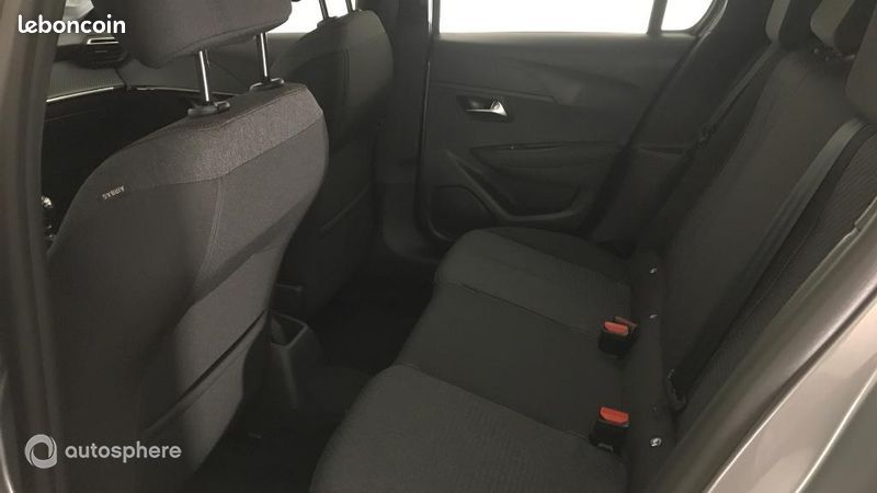 Peugeot 208 1.2 100ch S&S Style (image 13)