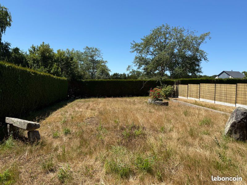 Terrain constructible 660m2 · à Saint-Lunaire · 348 000 €