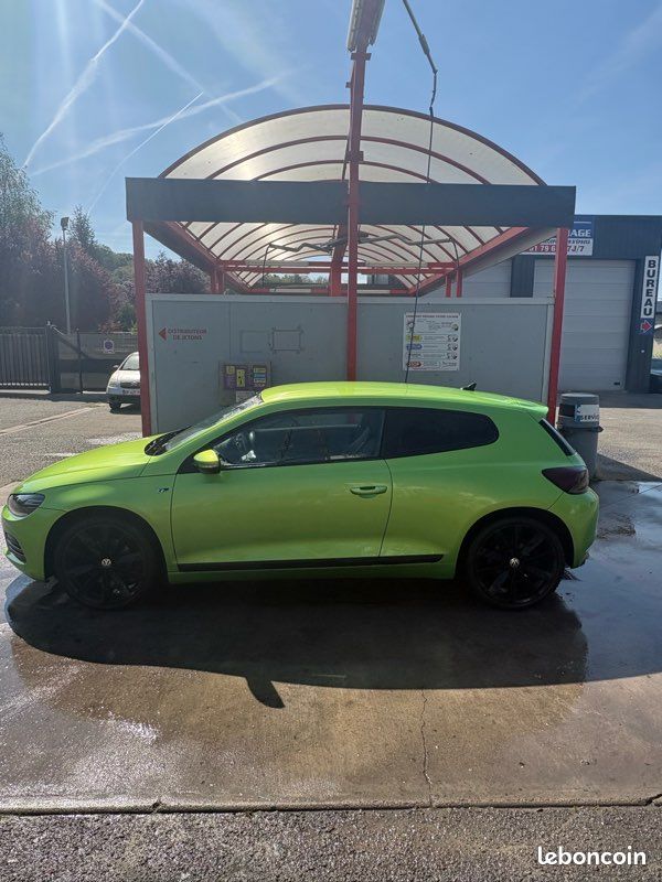 Scirocco R-Line 2.0 TDI 140 / BVA DSG 6 (image 2)