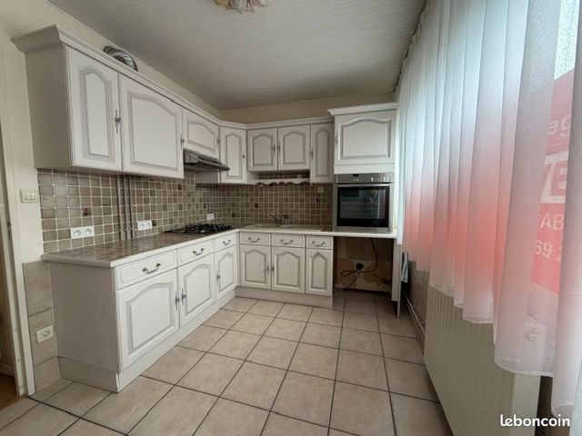 Appartement 4 pièces 80 m² · à Nantes · 80 m² · 1 000 €/mois
