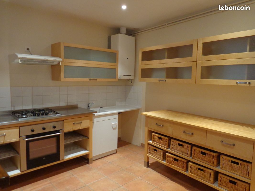 Appartement 4 pièces 88 m² · à Saumur · 88 m² · 670 €