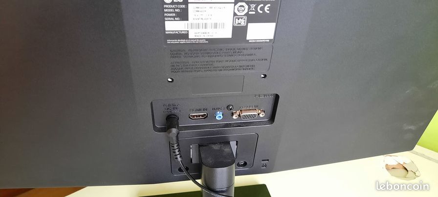 écran 60hz LG 23 pouces (image 2)