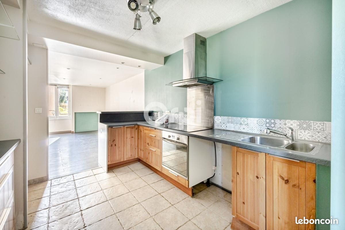 Appartement 3 pièces 58 m² · à Limoges · 58 m² · 590 €