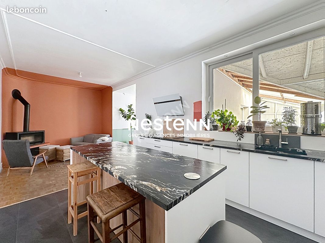 Maison 7 pièces 180 m² · à Quimper · 180 m² · 329 900 €