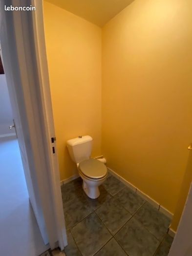 Appartement 2 pièces 40 m² - Ussel 19200 (image principale 3)