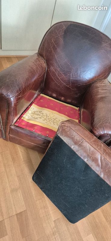 Fauteuil club clouté cuir vieilli véritable (image 5)