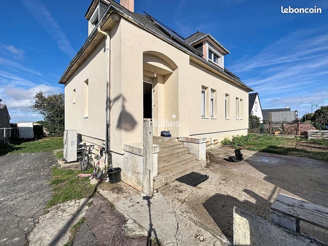 Maison 10 pièces 139 m² · à Caumont-sur-Aure · 139 m² · 228 000 €