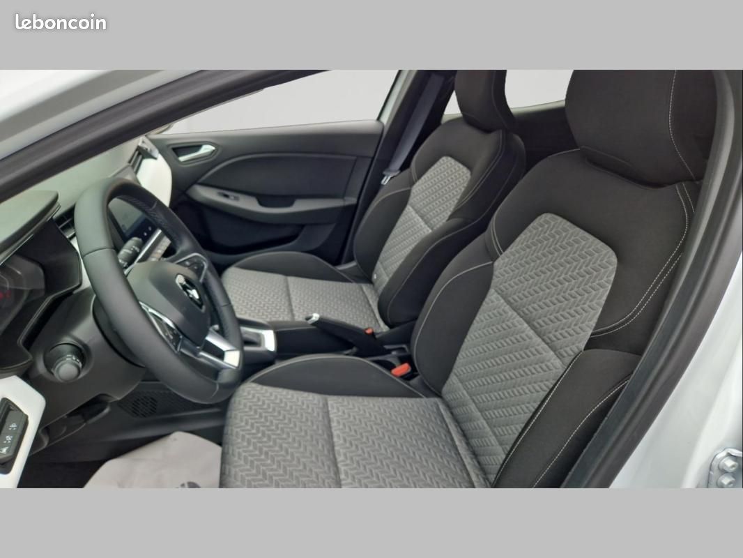 Renault Clio V E-Tech full hybrid 145 Evolution (image 11)