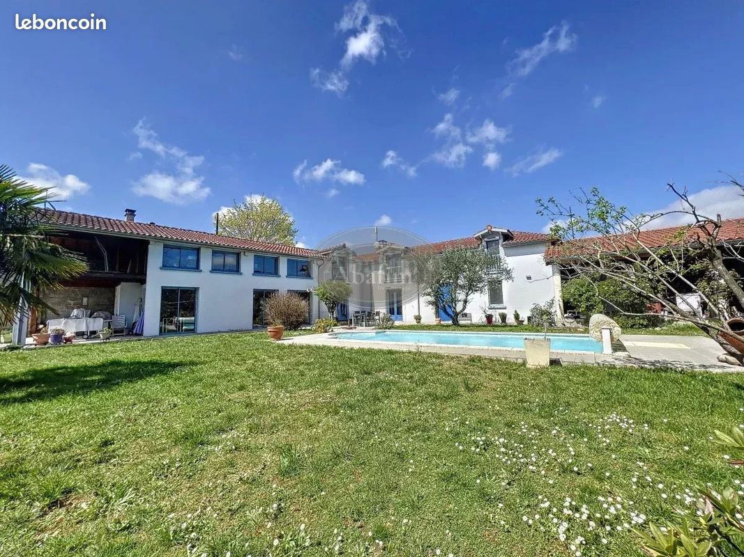 Maison 7 pièces 300 m² · à Saint-Gaudens · 300 m² · 373 000 €