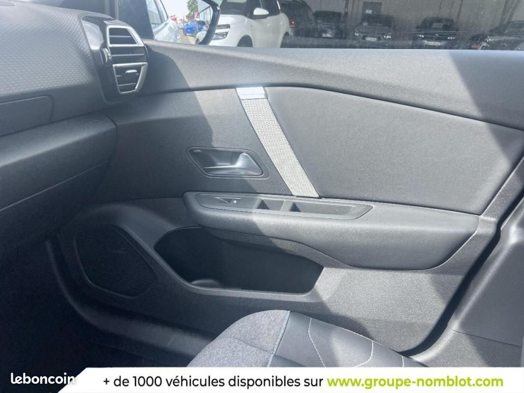 Citroën C4 BlueHDi 110 S&S BVM6 Shine (image 26)