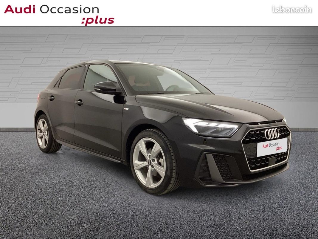 Audi A1 Sportback 35 TFSI 150ch S line S tronic 7 (image 4)