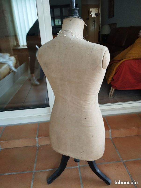 Mannequin de couture (image 2)