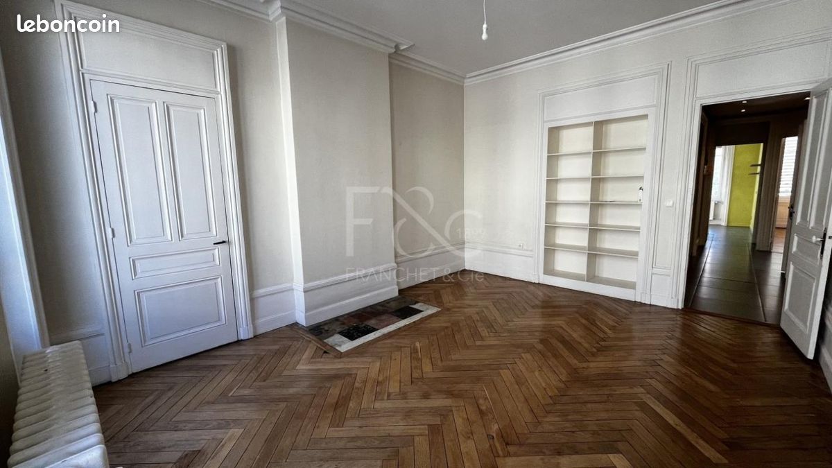 Appartement 3 pièces 88 m² · à Lyon · 88 m² · 1 341 €