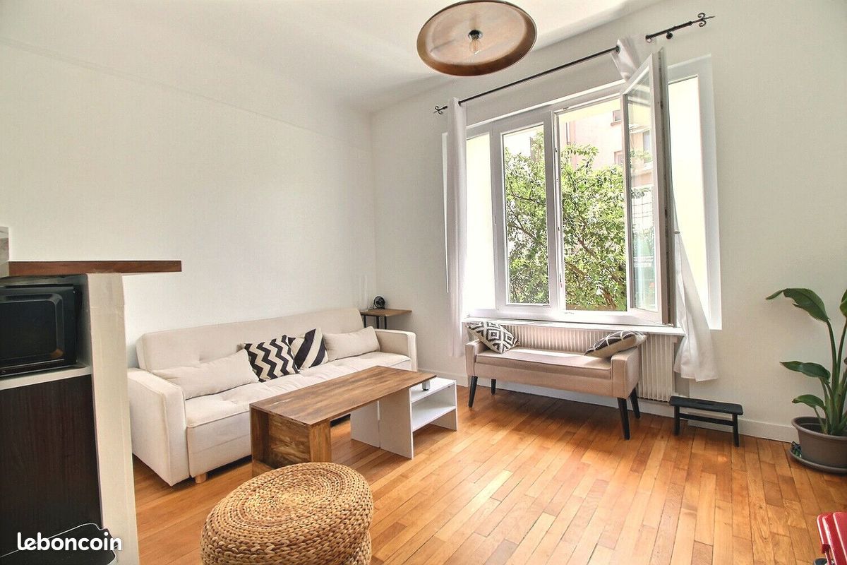 Appartement 2 pièces 42 m² · à Courbevoie · 42 m² · 1 350 €/mois