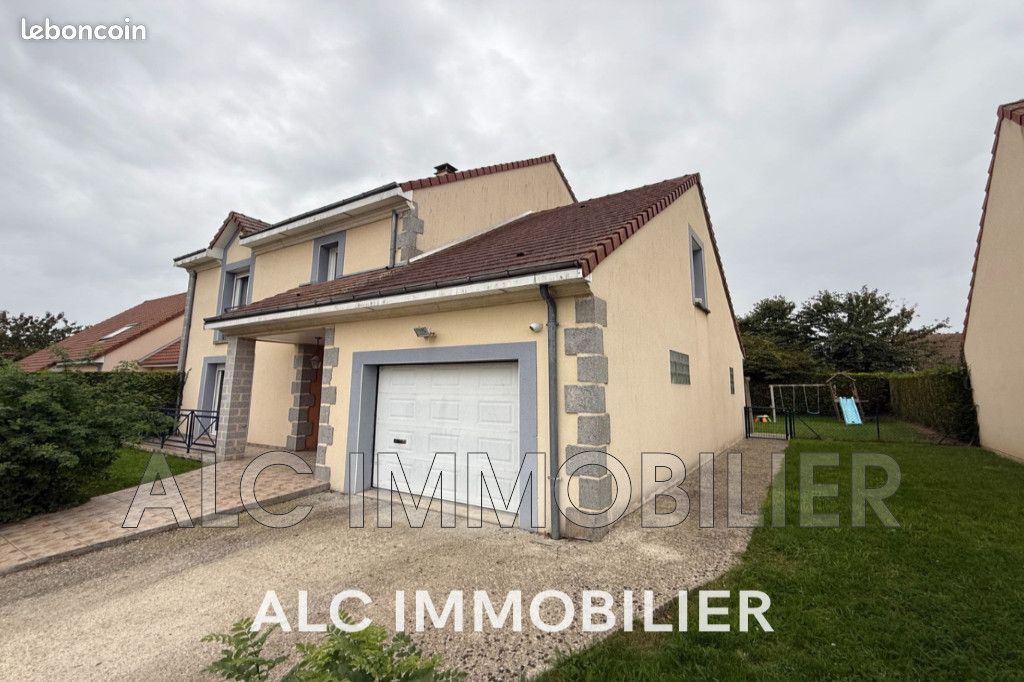 Maison 188 m² · à Cerisé · 188 m² · 283 500 €