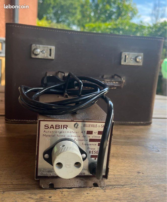 Projecteur De Film Fixe EMEL Miami – 110V – Très Bon état