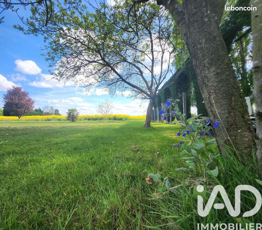 Terrain 554 m² · à Saint-Maurice-Montcouronne · 554 m² · 149 000 €