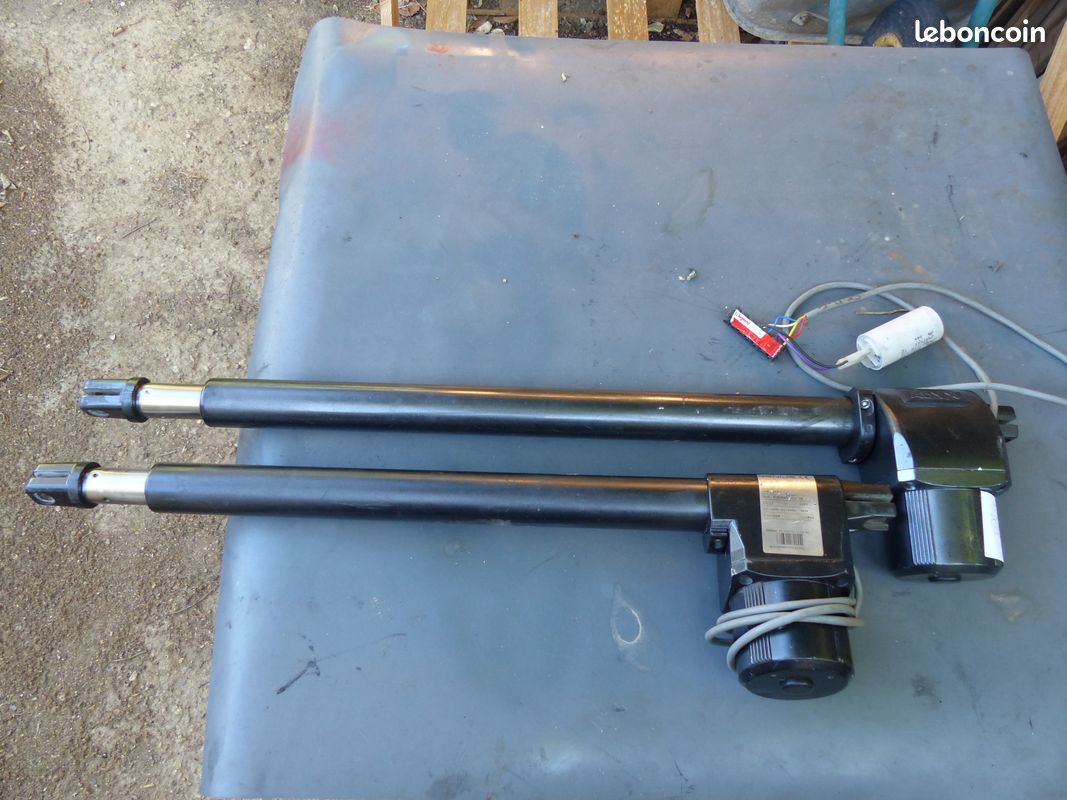 Verin pour portail 240 V 280 W 150 daN (image 1)