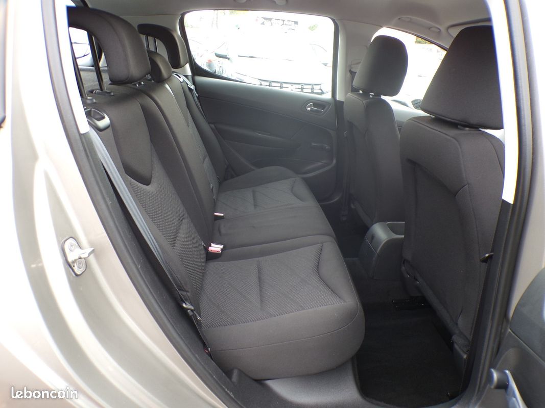 PEUGEOT 308 1.6 HDi 92ch Confort Pack clim 101334 km (image 6)