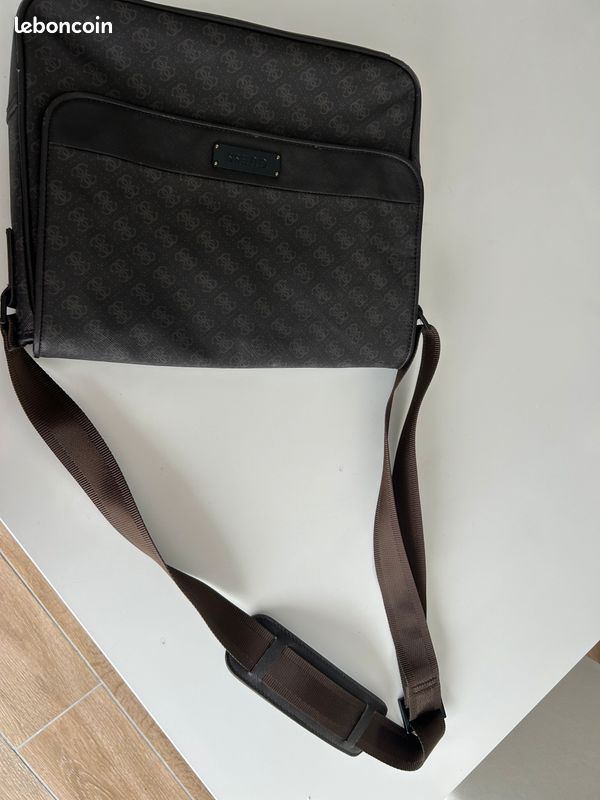 Sac Guess en cuir homme (image 6)