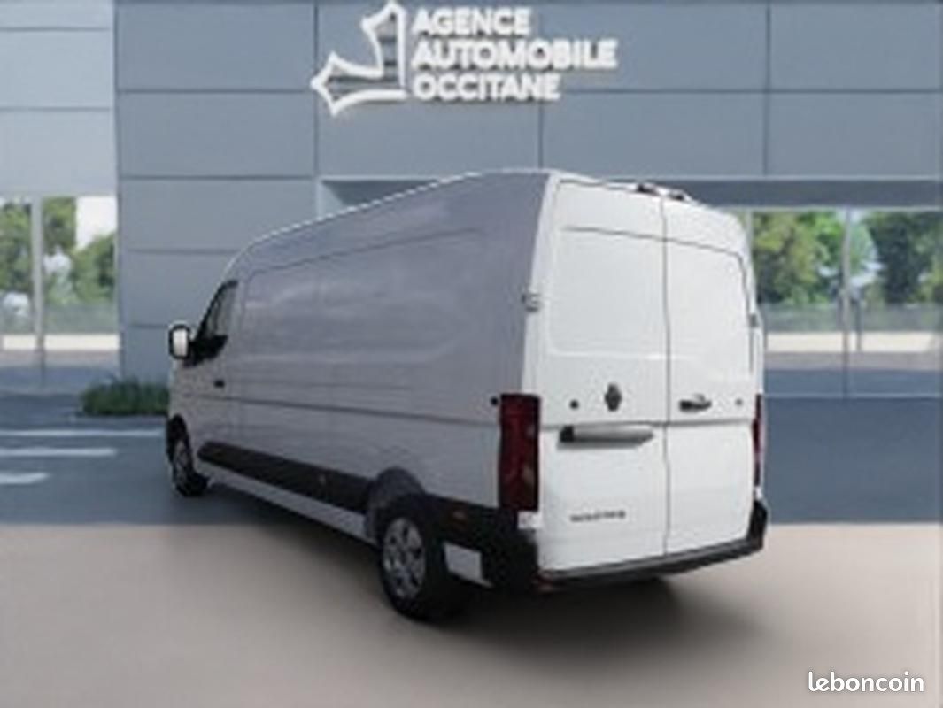 Renault Master 30 825 HT FOURGON NOUVEAU FGN TRAC 3T5 BLUE DCI 130 L3H2 EXTRA (image 2)