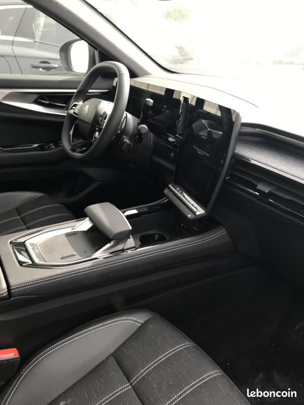 Renault Austral E TECH 200 FULL HYBRID TECHNO (image 24)
