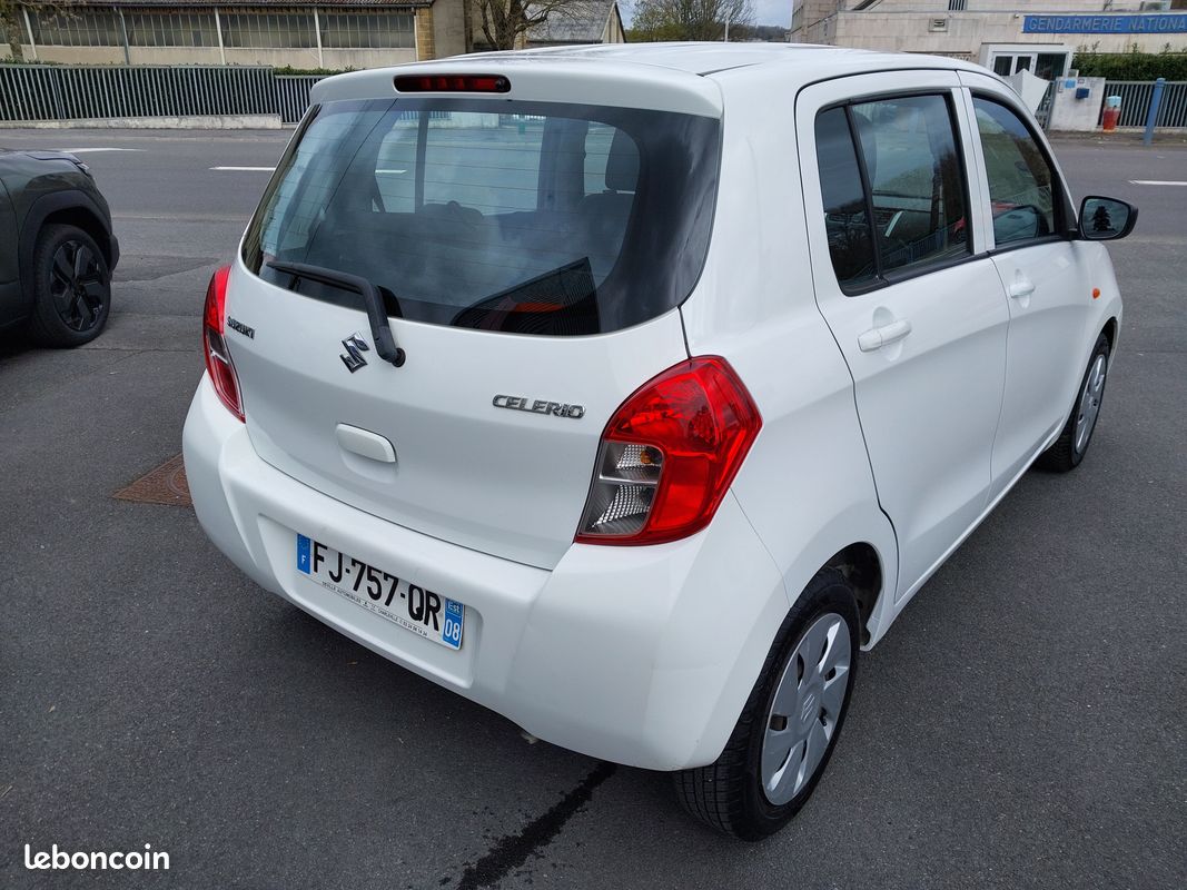 Suzuki Celerio 1.0 VVT Privilège (image 4)