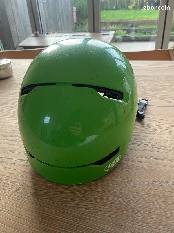 Casque vélo enfant abus (image 1)