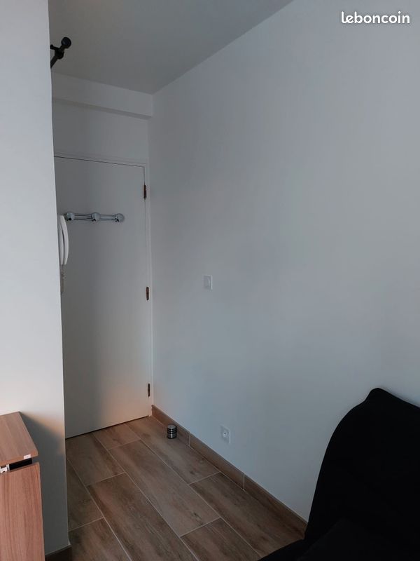 Appartement a louer romans-sur-isere - 1 pièce(s) - 14 m2 - Surfyn