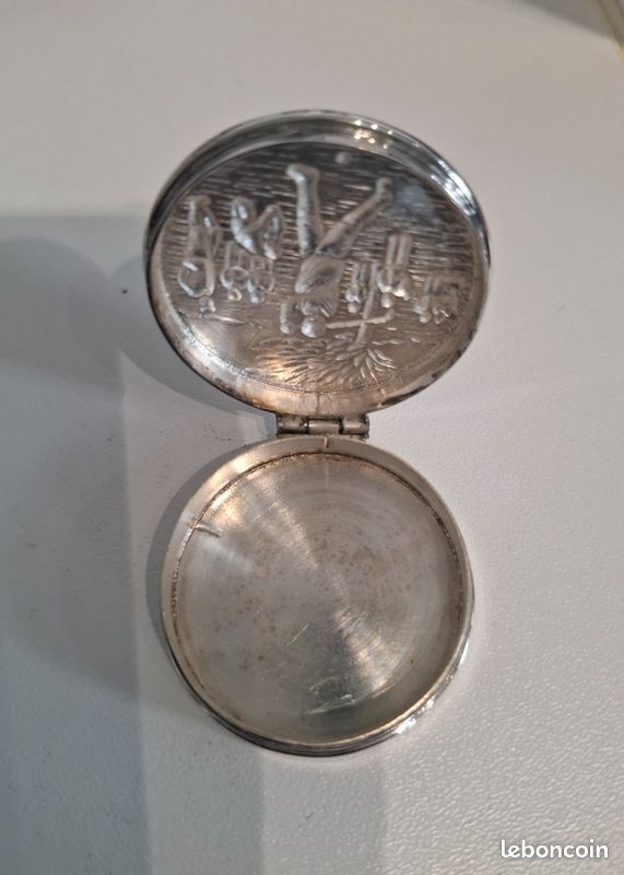ANCIEN 1984 PORTE serviette, lettre en forme de cygne plaqué argent EUR