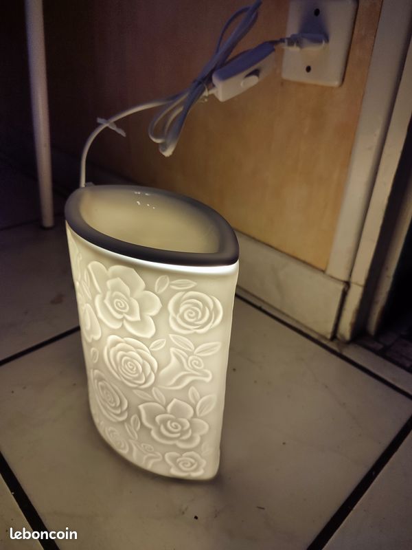 Lampe céramique - Diffuseur parfum (image 1)