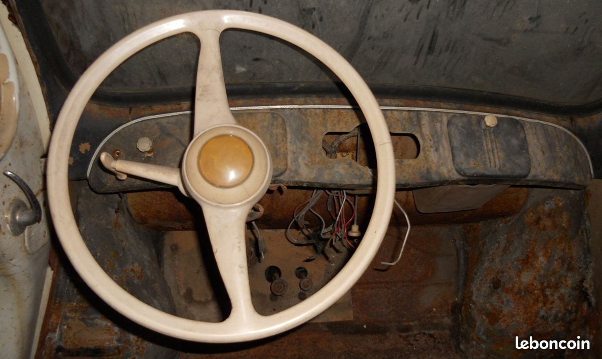 Pieces Renault 4cv
