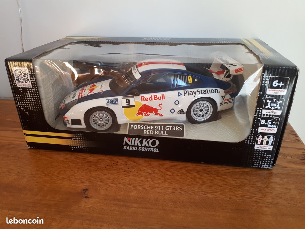 Porsche 911 GT3RS Red Bull (image 3)