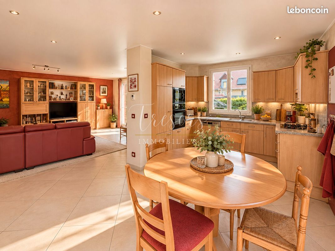 Appartement 3 pièces 97 m² · à Annecy · 97 m² · 430 000 €