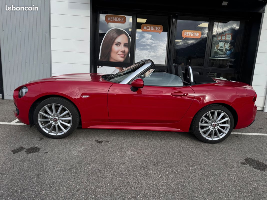 FIAT 124 SPIDER 1.4L MULTIAIR 140CH LUSSO PLUS / CAMERA DE RECUL + GPS + INTERIEUR CUIr (image 4)