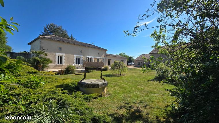 Propriété 9 pièces 235 m²