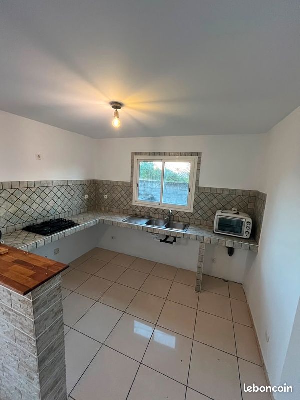 Maison 4 pièces 80 m² · à Le Tampon · 80 m² · 1 150 €/mois