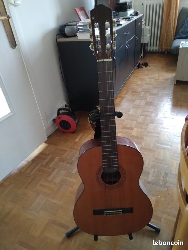 Guitare classique (image 2)