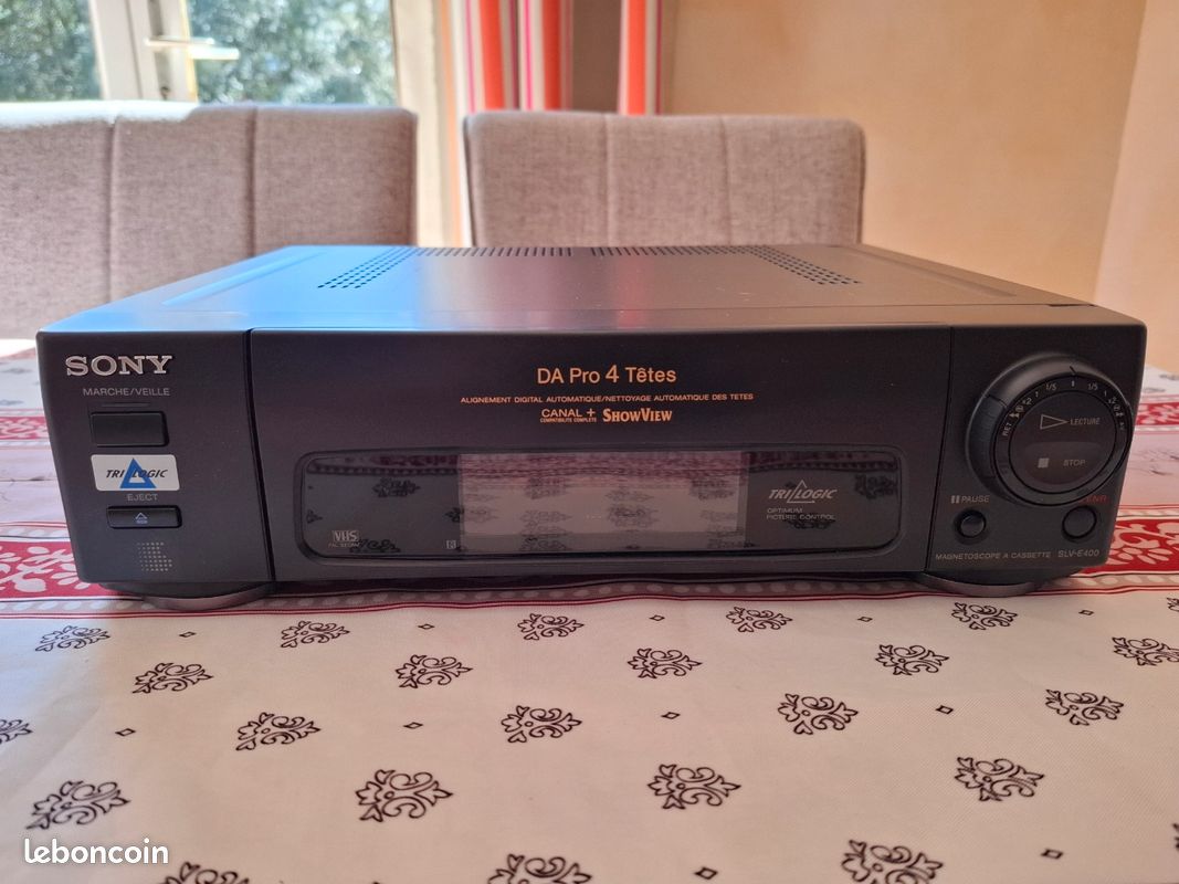 Le magnétoscope VHS Sony SLV-N750 : présentation