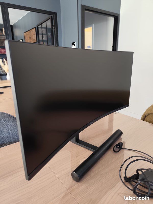 Huawei MateView GT 34″ Incurvé – écran Gaming 165Hz 1ms (neuf)