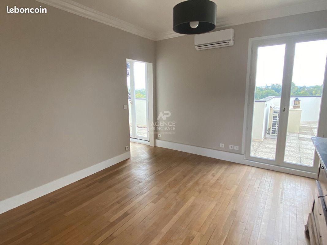 Appartement a louer saint-germain-en-laye - 5 pièce(s) - 135 m2 - Surfyn