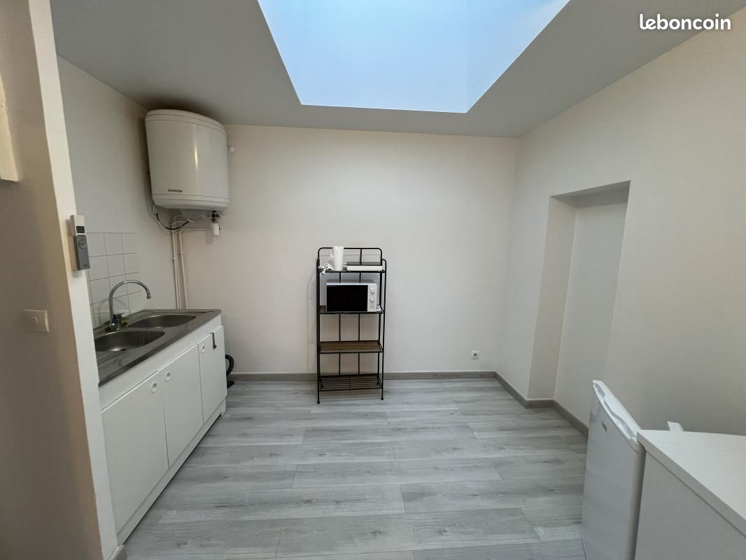 Appartement 1 pièce 18 m² · à Amiens · 18 m² · 450 €/mois