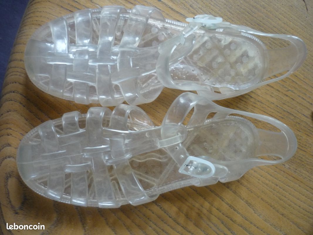 Chaussure d'eau t 33 (image 1)